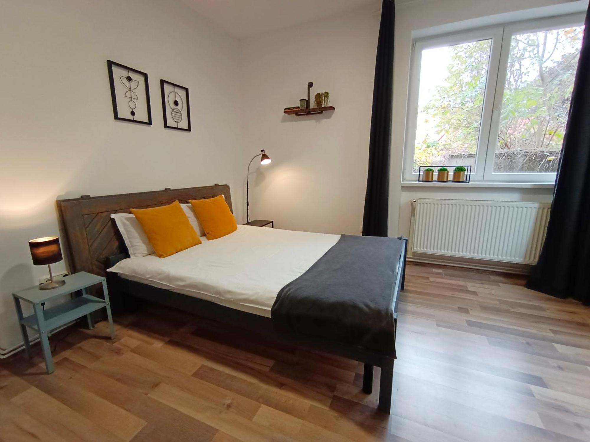 Pif Apartments Sadoveanu Braşov Exteriör bild
