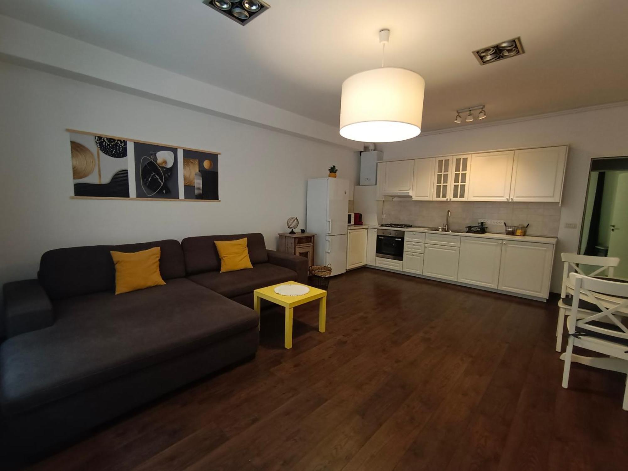 Pif Apartments Sadoveanu Braşov Rum bild